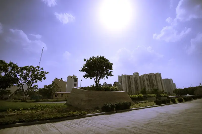 Landscaped stone plaza